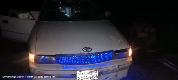 Toyota Corolla 1992 White