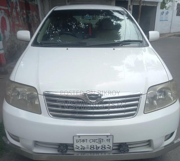 Toyota Corolla 2004 White