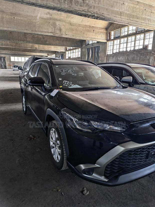 Toyota Corolla Cross 1.8 Hybrid FWD 2022 Black