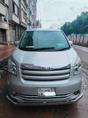Toyota Noah 2007 Silver for sale