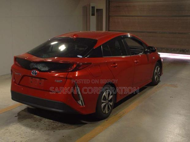 Toyota Prius 2020 Red