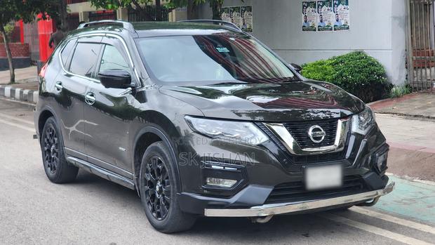 Nissan X-Trail 2.0 Hybrid AWD 2017