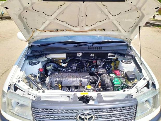 Toyota Probox 2011 White