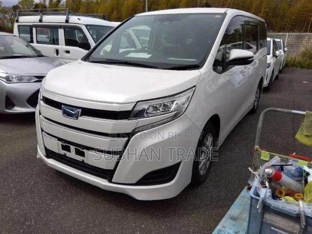 Toyota Noah 1.8 FWD Hybrid (7 Seater) 2021 Pearl