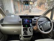 Toyota Noah 2.0 143hp AWD (8 Seater) 2012 Pearl for sale