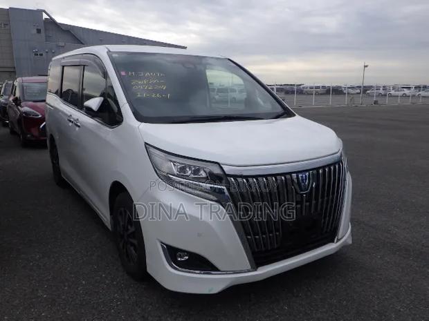 Toyota Esquire 2.0 AWD (7 Seater) 2020 Pearl