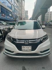 Honda Vezel 1.5 4WD 2015 White for sale