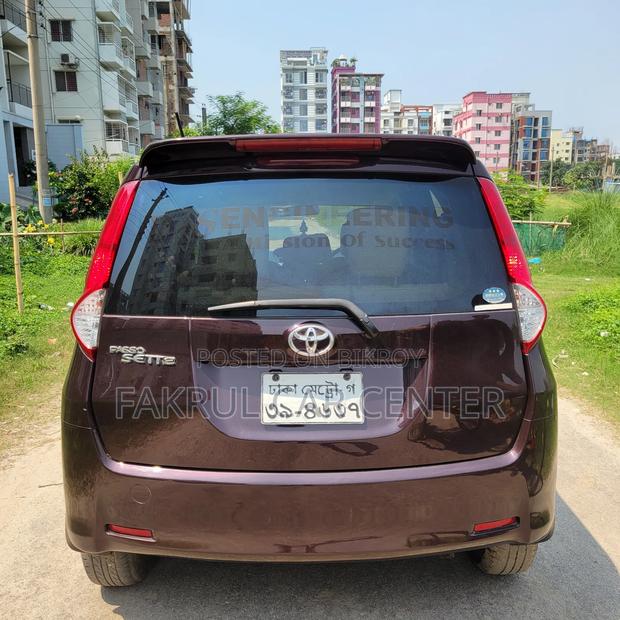 Toyota Passo 2010 Purple