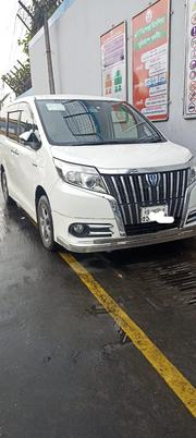 Toyota Esquire 1.8 FWD Hybrid (7 Seater) 2016 Pearl for sale