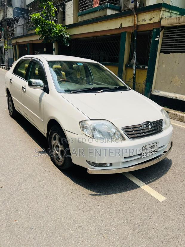 Toyota Corolla Sedan 2003 White