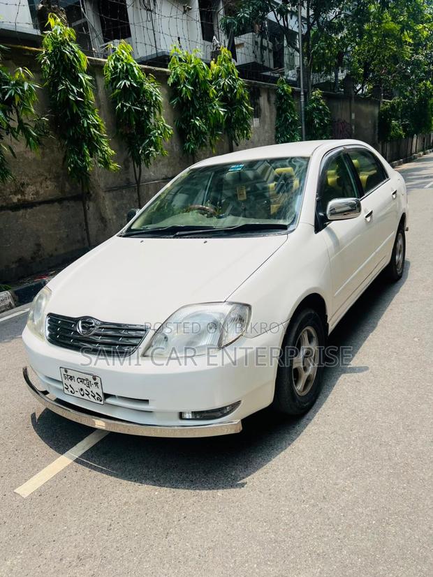 Toyota Corolla Sedan 2003 White
