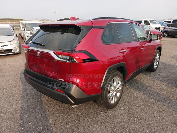 Toyota RAV4 Adventure 2021 Red