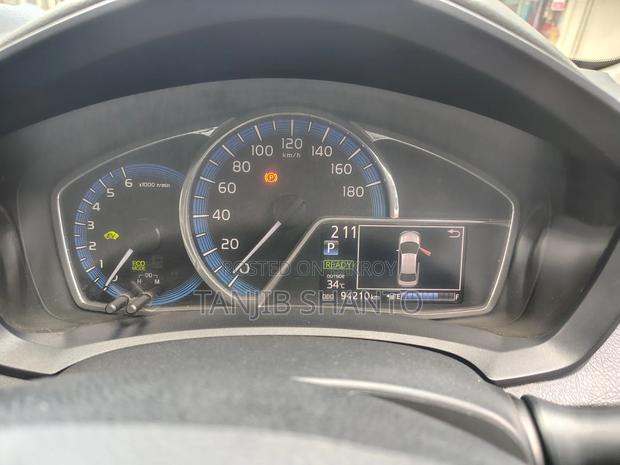 Toyota Axio 1.5 Hybrid 2WD 2016 White