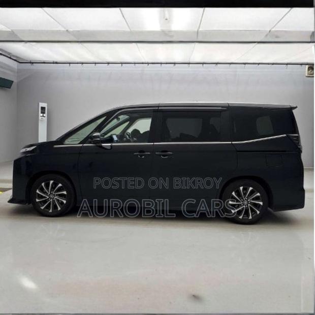 Toyota Voxy 2023 Black