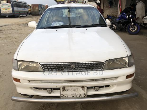 Toyota Corolla 1.5 Sedan 2002 White