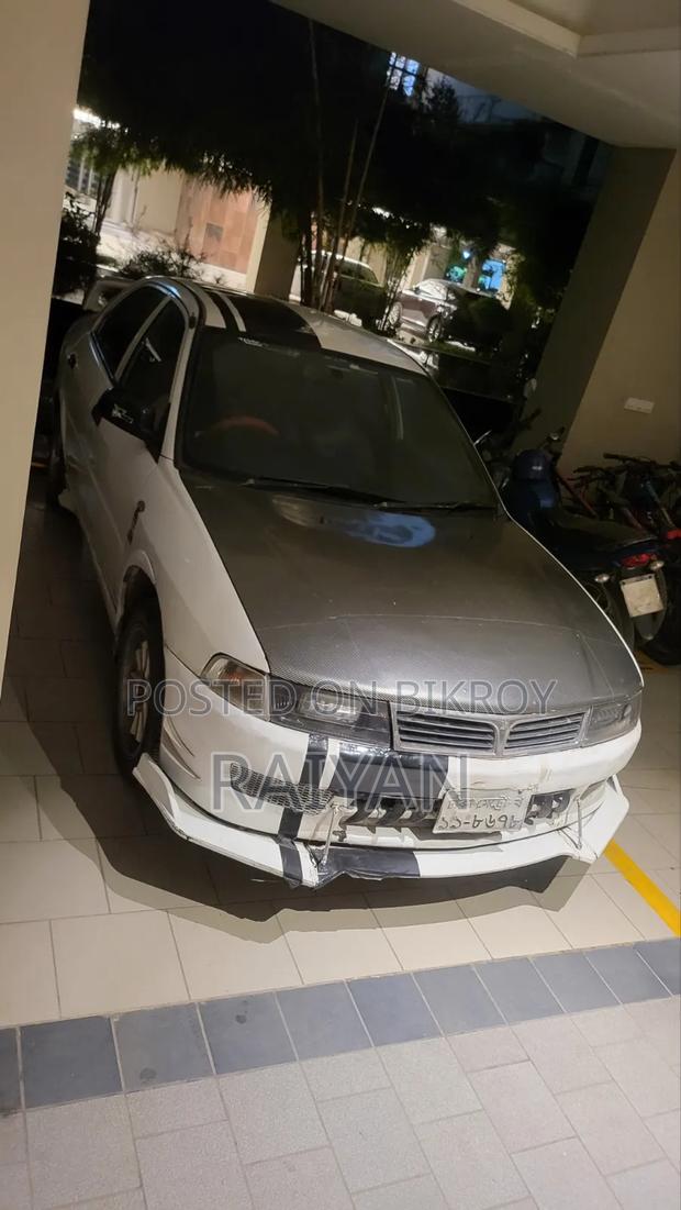 Mitsubishi Lancer 1998 White