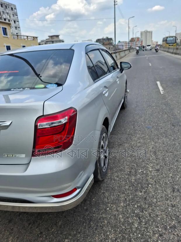 Toyota Axio 2019 Silver