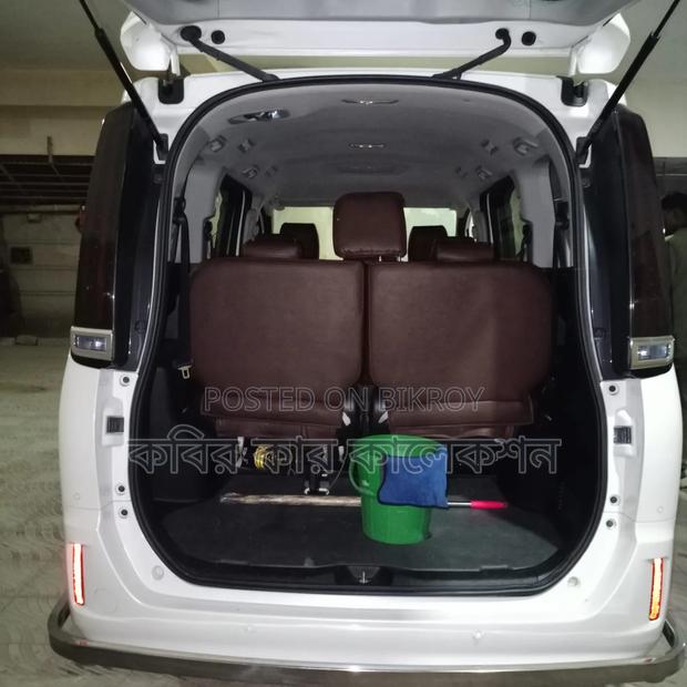 Toyota Noah 2019 Pearl