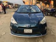 Toyota Aqua 2013 Green for sale