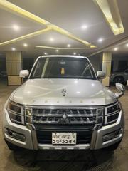 Mitsubishi Pajero Super Exceed 2006 Silver for sale