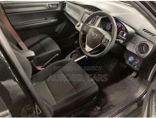 Toyota Corolla Fielder 2021 Black