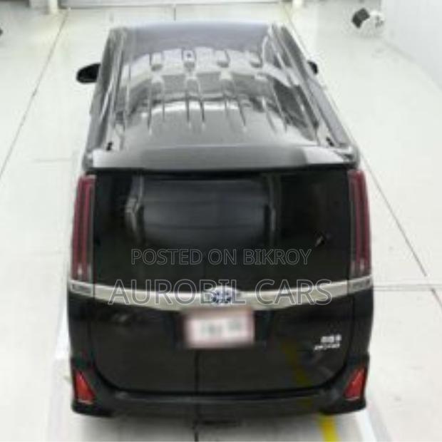 Toyota Noah 2021 Black