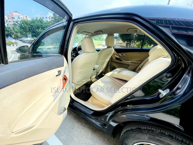 Toyota Allion 2013 Black