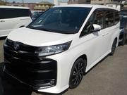 Toyota Noah 2023 Pearl for sale