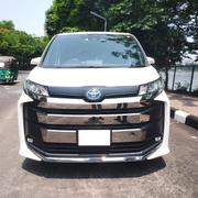 Toyota Noah 2022 Pearl for sale