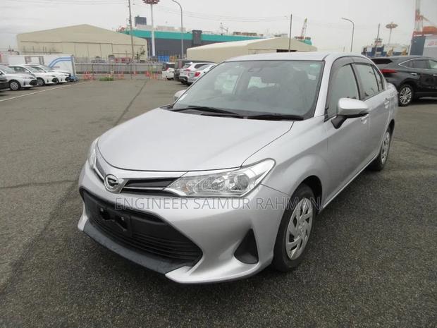 Toyota Axio 1.5 X 2WD 2020 Silver