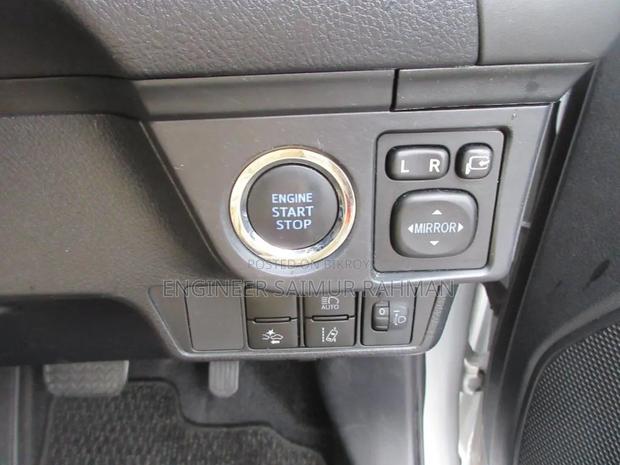 Toyota Axio 1.5 X 2WD 2020 Silver