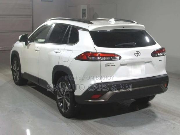 Toyota Corolla Cross 2024 Pearl