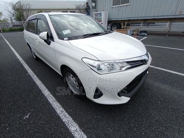 Toyota Corolla Fielder 1.5 Petrol FWD 2021 White