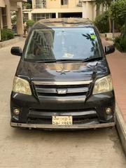 Toyota Noah 2004 Black for sale