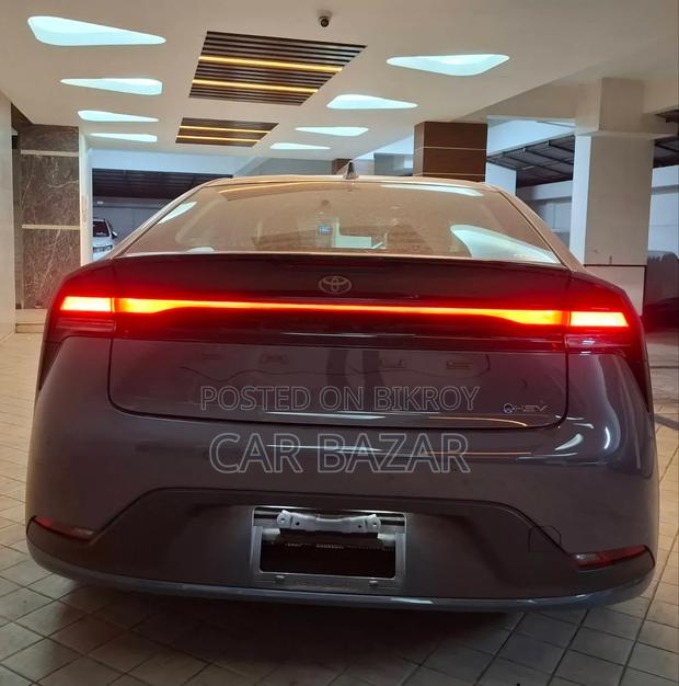 Toyota Prius Limited 2023 Gray