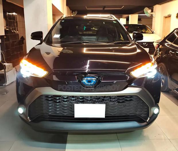 Toyota Corolla Cross 1.8 Hybrid AWD 2021 Black