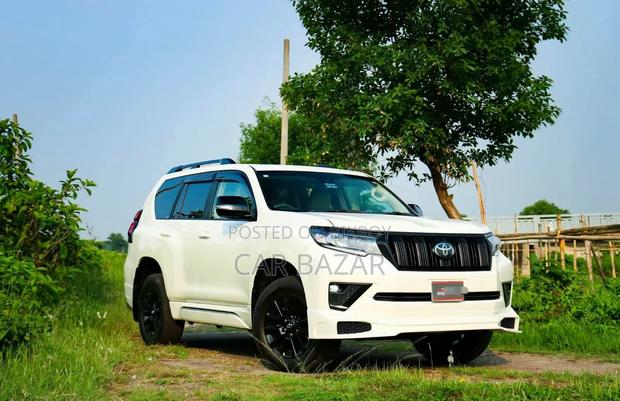 Toyota Land Cruiser Prado 2.7 2023 Pearl