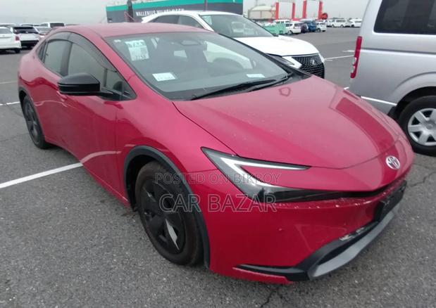 Toyota Prius Limited AWD-e 2023 Red