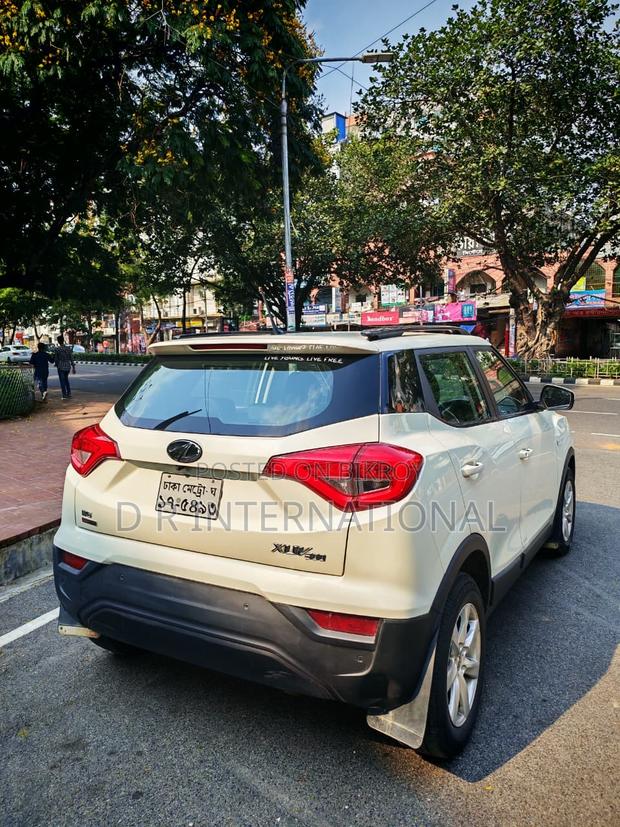 Mahindra XUV500 2020 White