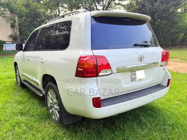 Toyota Land Cruiser 4.5 V8 VXR 2015 White