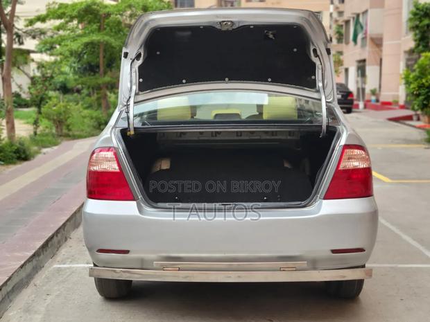 Toyota Corolla Verso 1.8 VVT-i Luna Automatic 2004 Silver