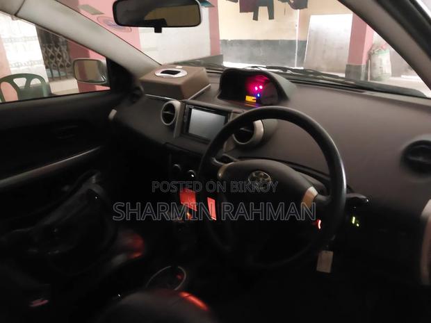 Toyota IST 2004 Silver