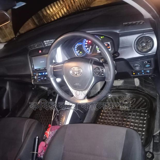 Toyota Corolla Fielder 2017 Black