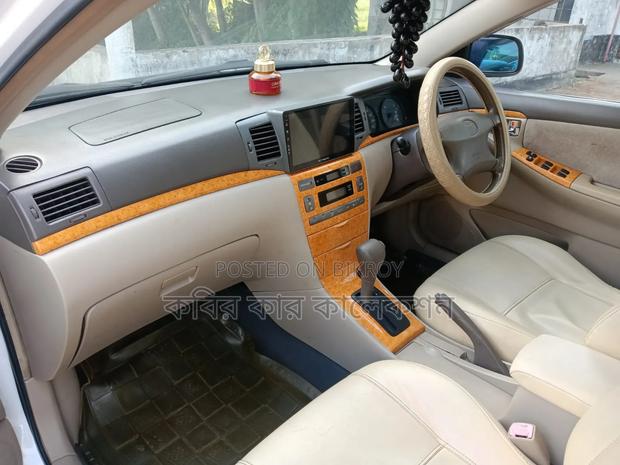 Toyota Corolla 2005 White