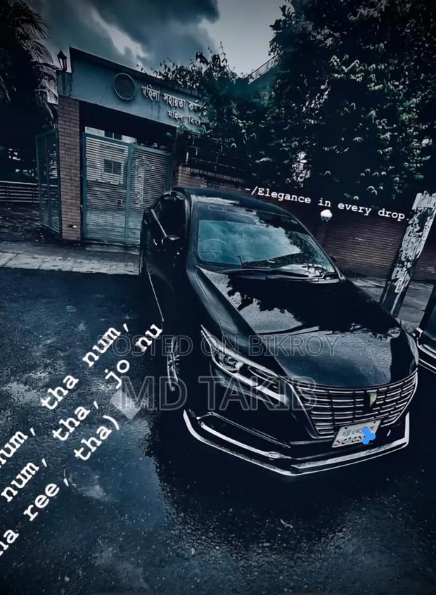 Toyota Premio 2014 Black