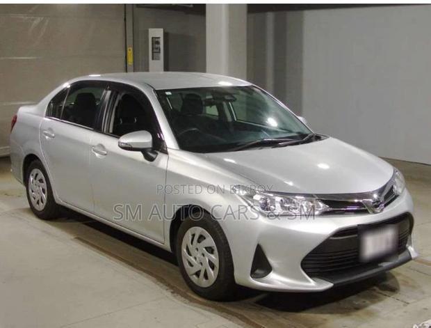 Toyota Axio 2021 Silver