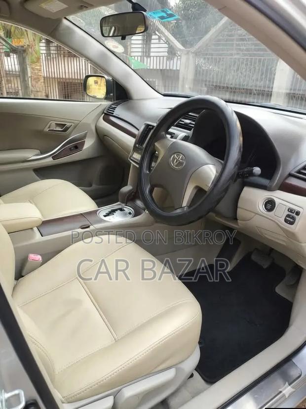 Toyota Premio 1.5 FWD 2011 Silver