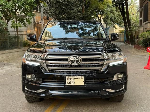 Toyota Land Cruiser 4.5 V8 VXR 2015 Black