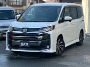 Toyota Noah 2022 Pearl for sale