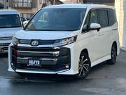 Toyota Noah 2022 Pearl for sale